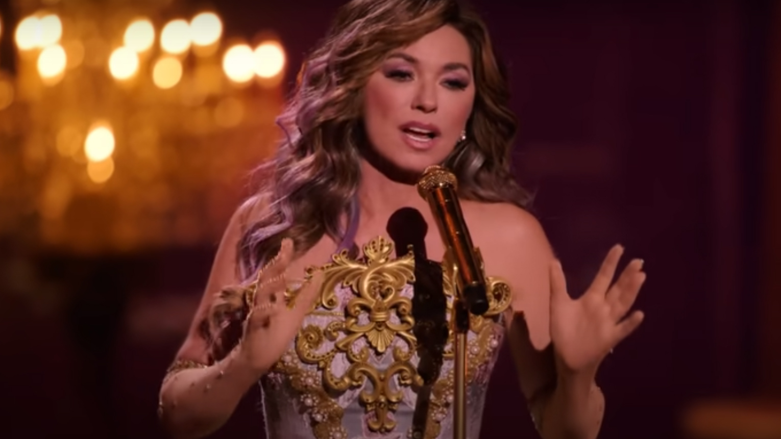 Shania Twain wows with magical live performance of 'Beauty and the Beast'
