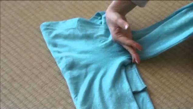 How to Fold a Long Sleeved Shirt