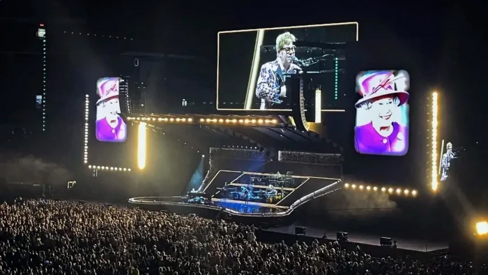 Elton John shares moving tribute to Queen Elizabeth II with stunning rendition of 'Don't Let the Sun Go Down on Me'