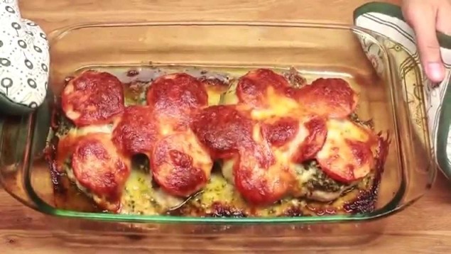 Lazy Lorna's Cooking Corner: Chicken Bake