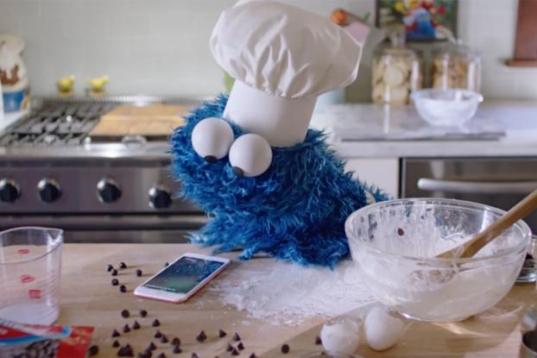 Cookie Monster's iPhone Commercial