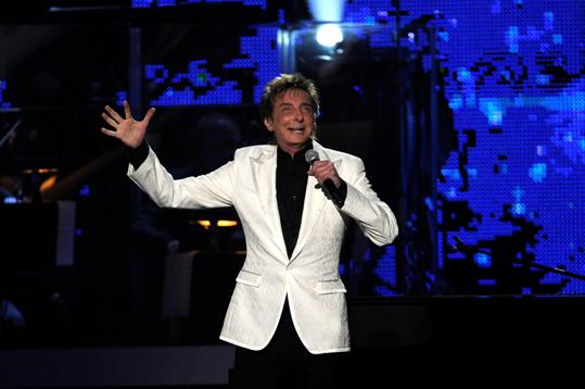 Kenny Everett as Barry Manilow