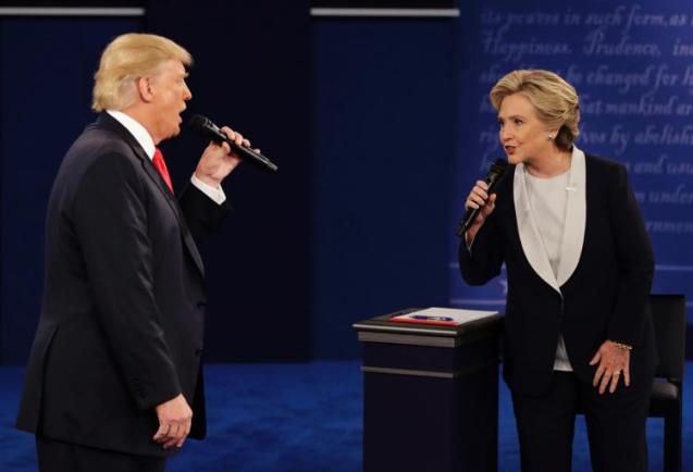 Donald and Hillary sing I've Had The Time Of My Life!