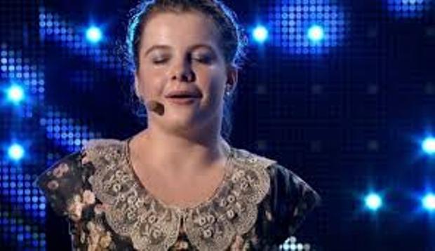 Romania's Got Talent: 14 yr old Loralei Mosnegutu