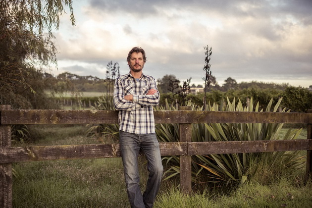 Lorna chats to winemaker Simon Fell of Thornbury Wines