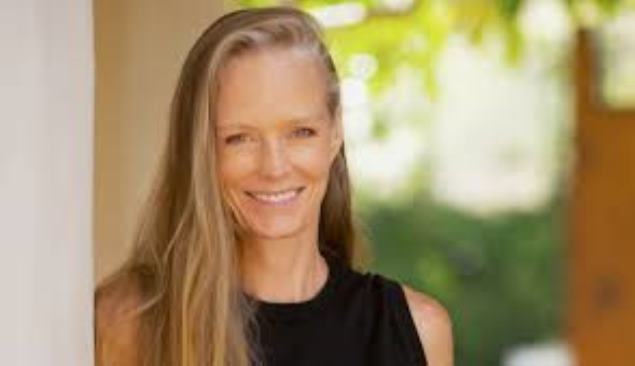 Suzy Amis Cameron talks OMD.