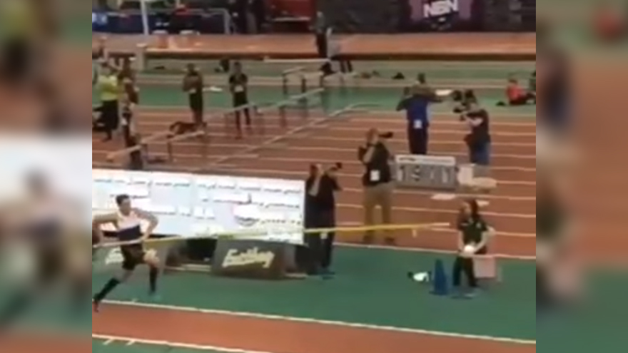 Watch the incredible slow motion video of Mondo Duplantis jumping