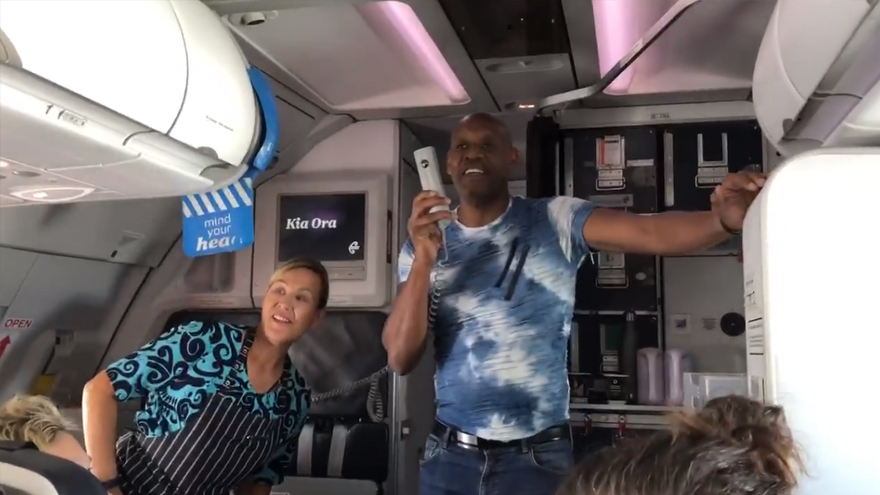 Shaun quizzes flight passengers 