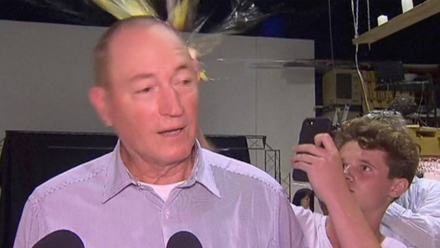 Egg Boy vs Fraser Anning