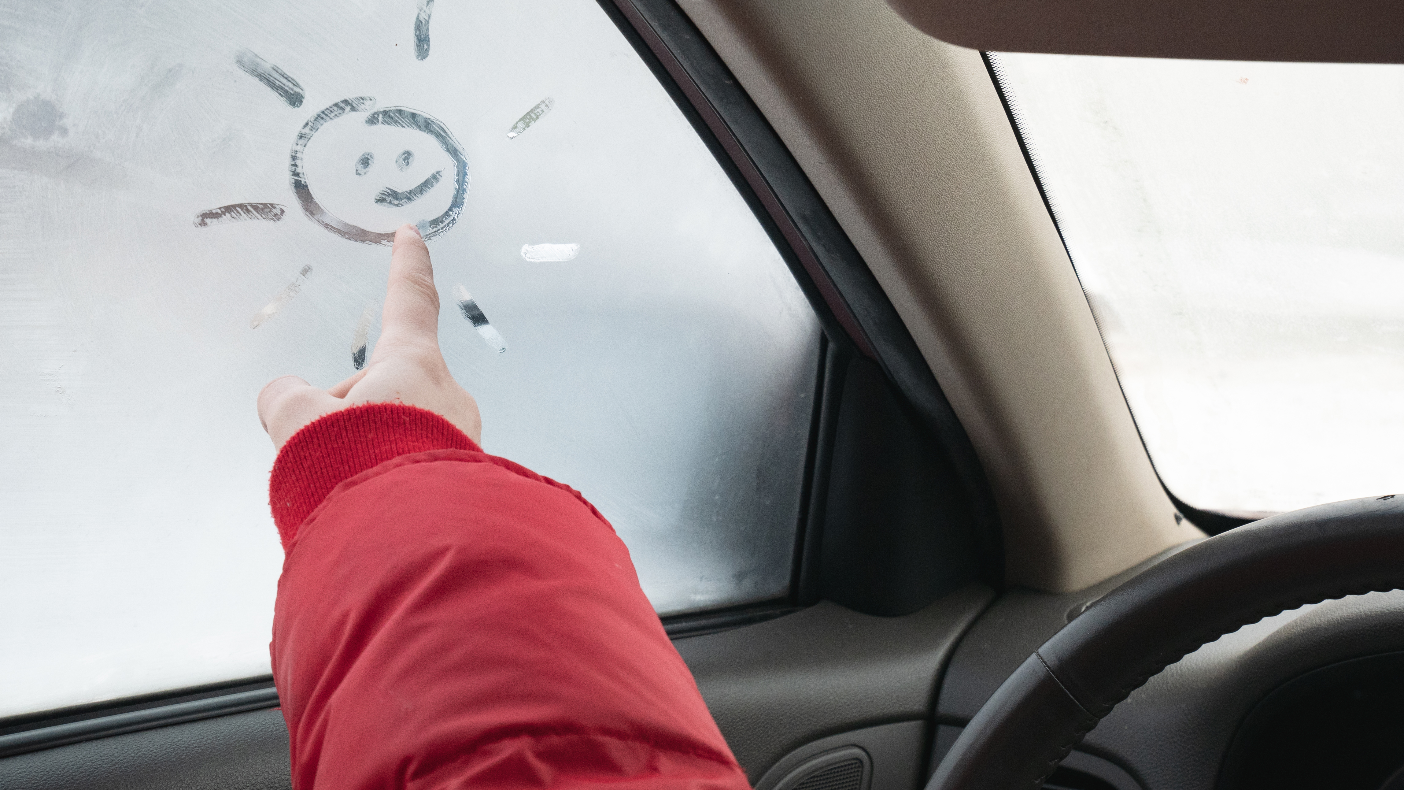 This super simple yet bizarre hack will stop your car windows from fogging up this winter ...
