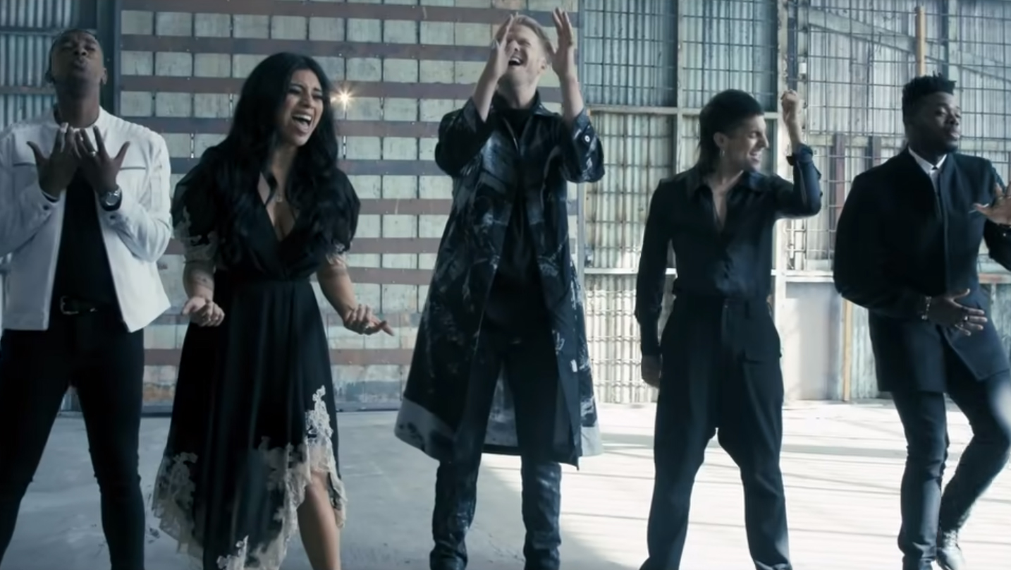 Pentatonix perform spine-chilling a cappella cover of Simon and Garfunkel's classic 'The Sound of Silence'