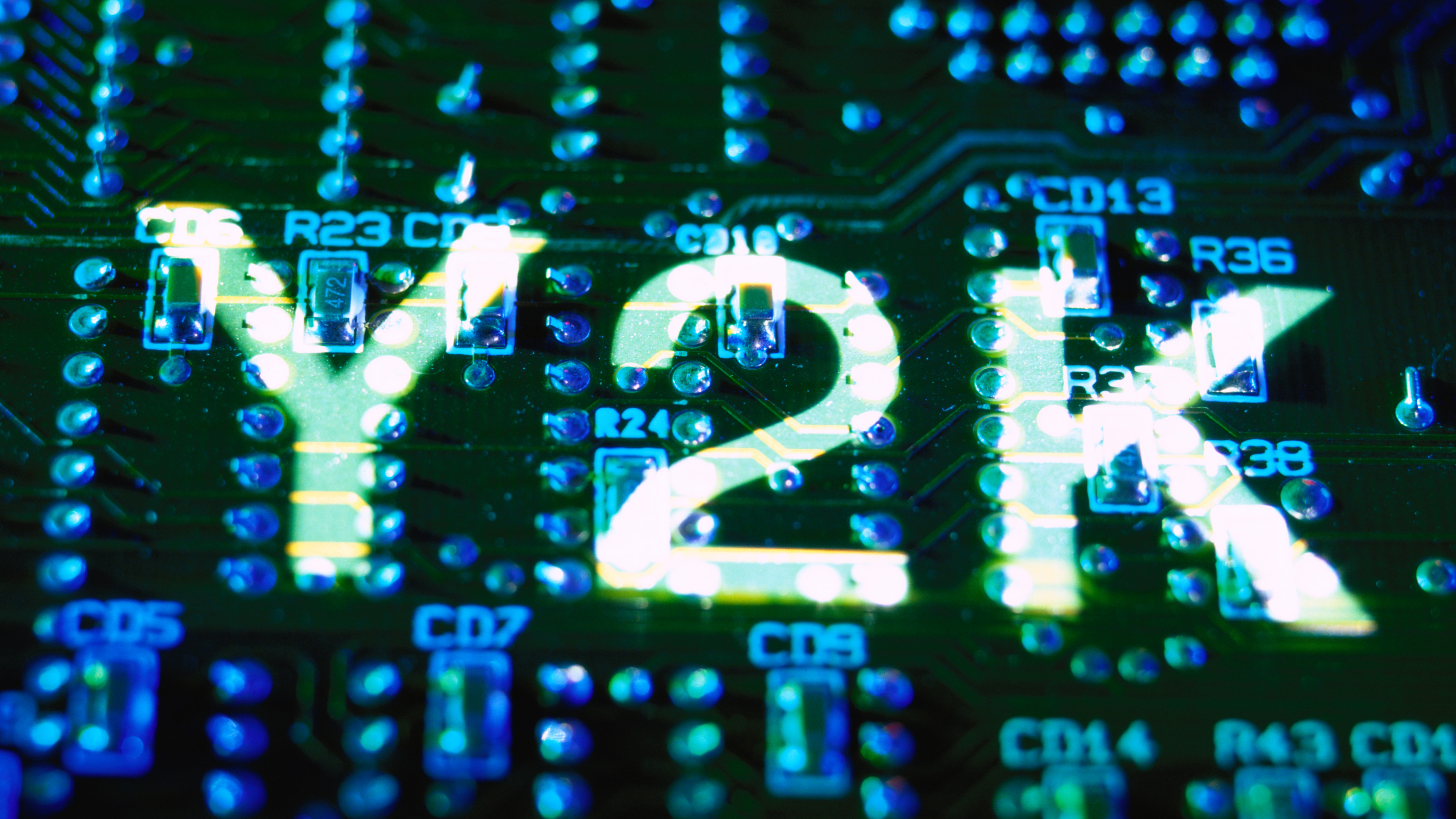 This hilarious advert for a Y2K Survival Kit will give you major flashbacks to Y2K panic!