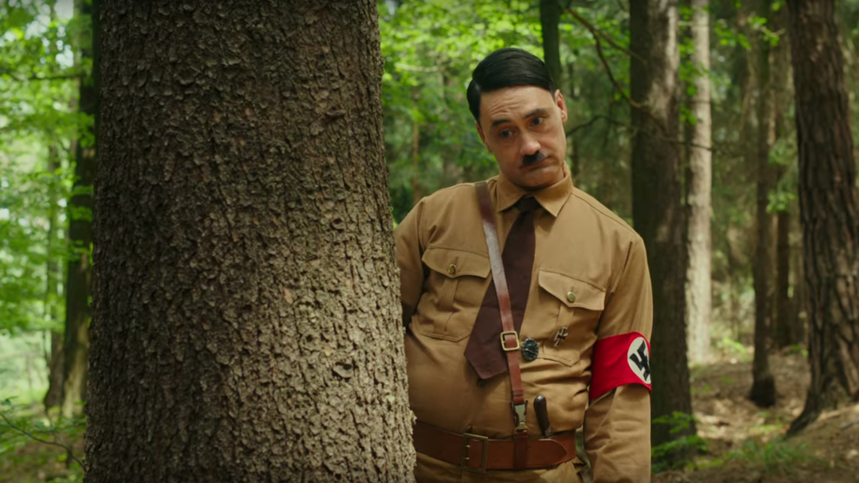 New Zealand's Taika Waititi stars as Adolf Hitler in 'JoJo Rabbit' trailer