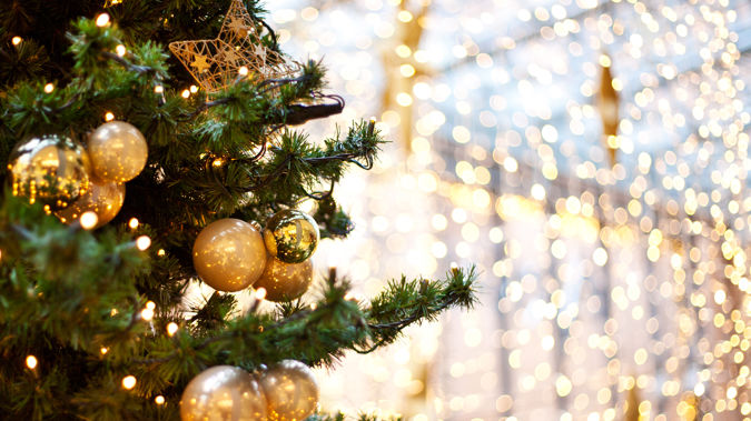 A New Study Claims People Who Put Up Their Christmas Decorations