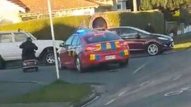 Elderly man goes viral after leading Timaru police on a "low-speed" chase with mobility scooter