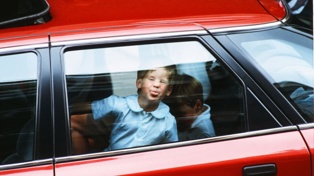 Prince Harry leaving hospital after visiting the Duchess of York and her daughter Princess Beatrice at Portland Hospital in 1988 / Getty Images