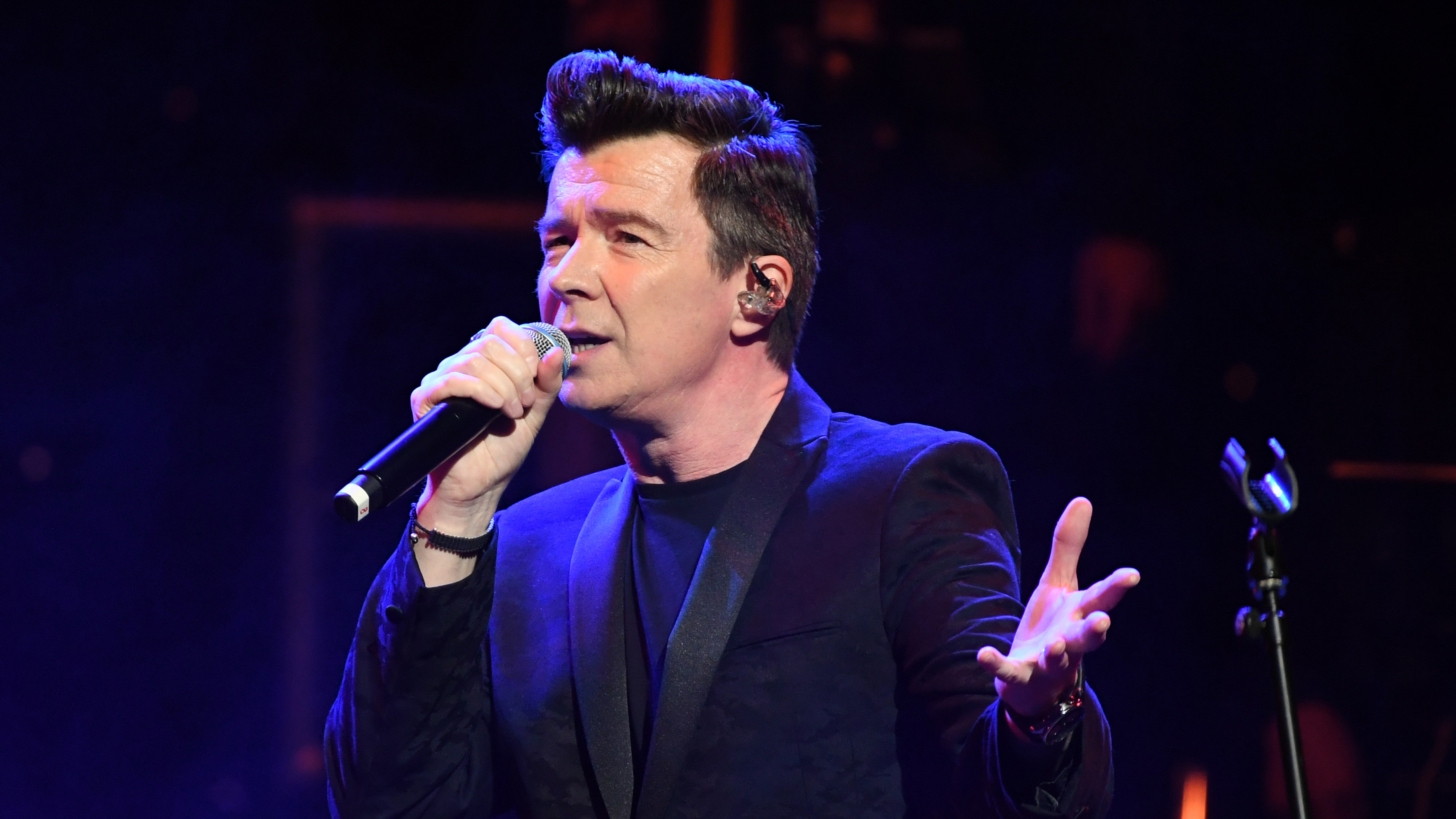 Rick Astley releases a beautiful new piano rendition of 'Never Gonna Give You Up'