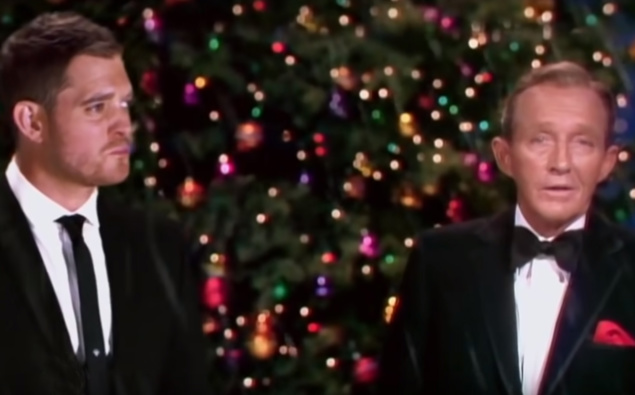 Michael Bublé performs spectacular 'White Christmas' duet with Bing Crosby