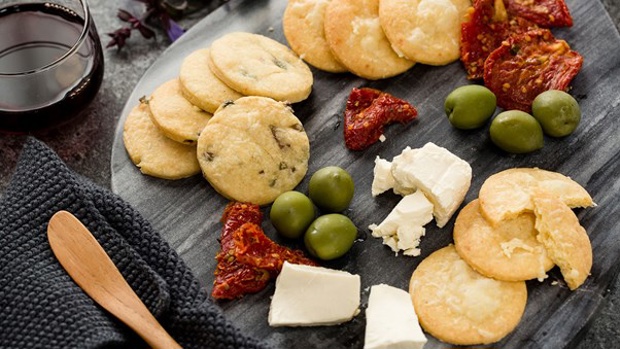 These cheese and olive crackers should be a staple this Summer!