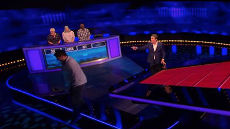 Bradley Walsh hilariously tells off The Chase contestant who walked off set into the audience