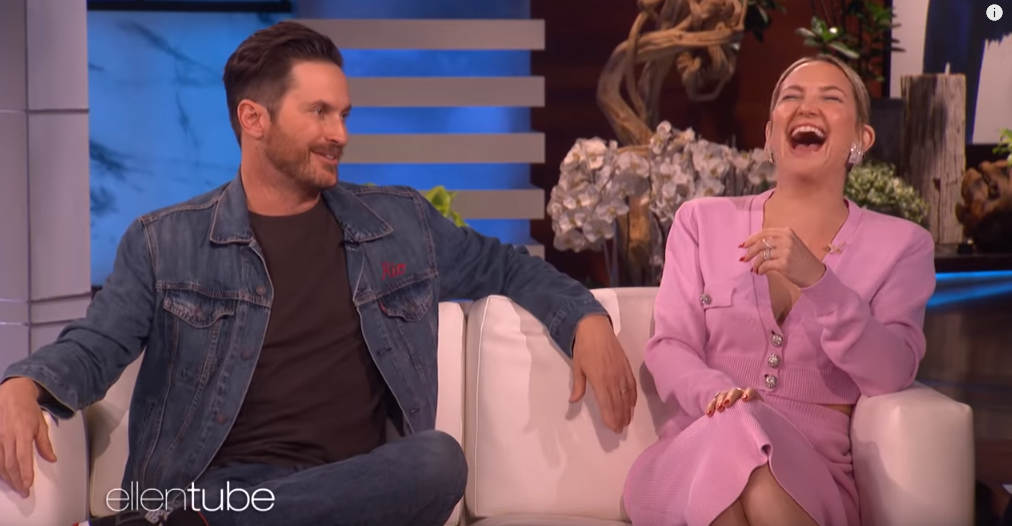 Mysterious celebrity breaks into party!