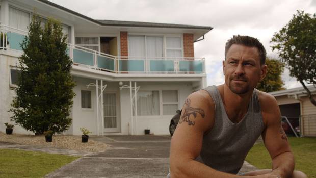 Grant Bowler as Wolf West in Outrageous Fortune