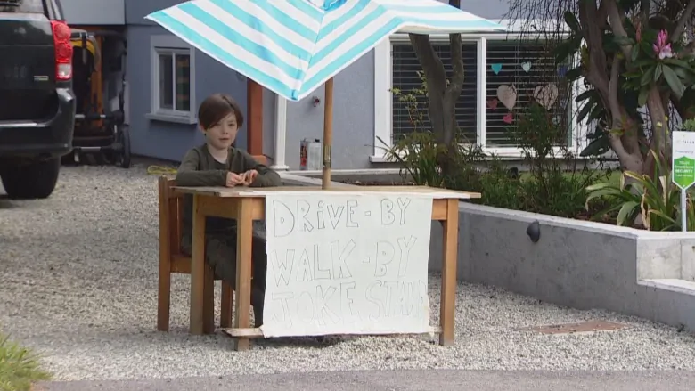 Six Year Old opens Joke Stand to Brighten Peoples day