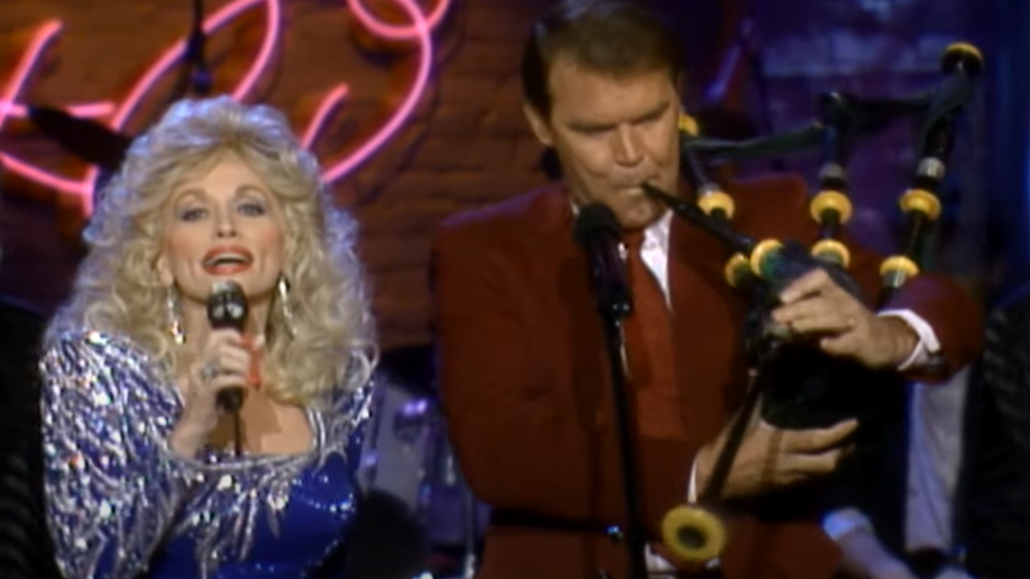 WATCH: Dolly Parton sings 'Amazing Grace' with Glen Campbell on the bagpipes in 1988