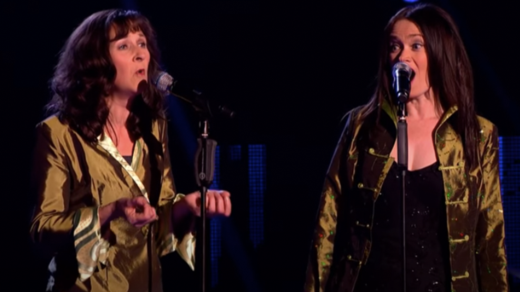 Opera duo get fastest ever chair turn on The Voice UK