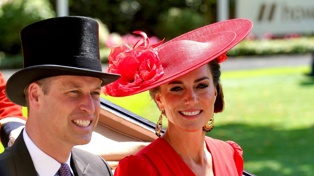 Britain's Prince William and Kate, Princess of Wales, arrive by carriage to the Royal Ascot horse racing meet. Photo / AP