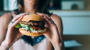 If you can't enjoy certain foods without feelings of guilt, you might have an unhealthy relationship with your diet. Photo / NZ Herald