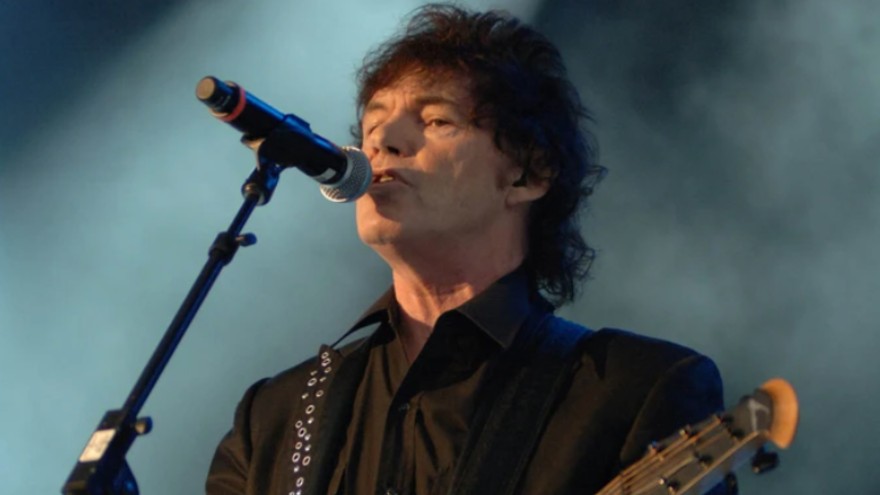 Naked Eyes singer Pete Byrne, known for '80s hit Always Something There to Remind Me, dies aged 74