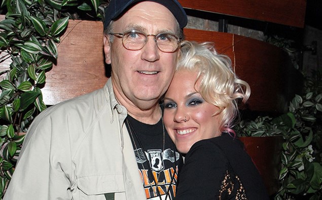 Singer Pink Father Pink pays emotional tribute to her dad Jim Moore after he loses battle ...