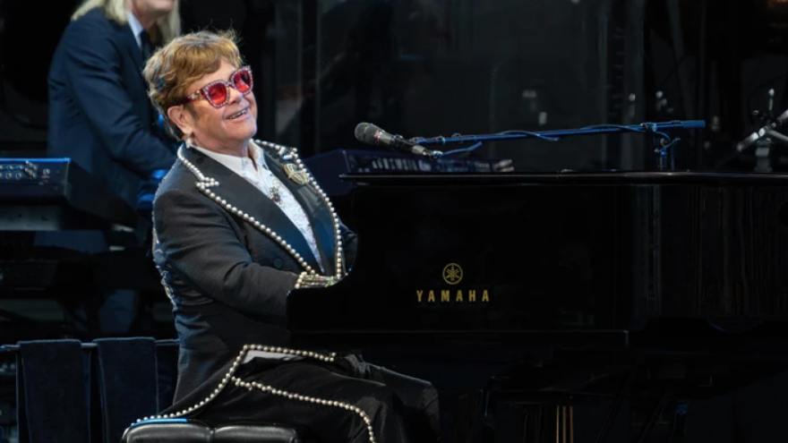 Elton John lands Las Vegas hologram show