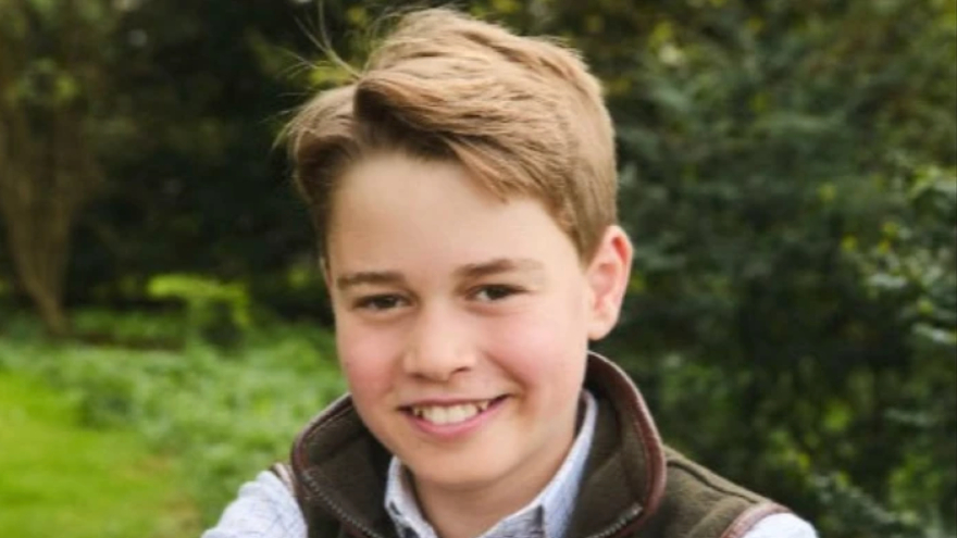 Prince George is to attend Eton College
