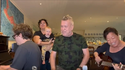 Jimmy Barnes and his baby grandson perform sweet cover of Dean Martin's 'Everybody Loves Somebody'