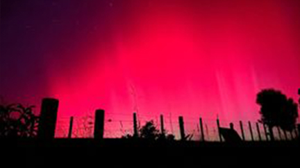 Jon Dunstan's pictures of the aurora over the weekend