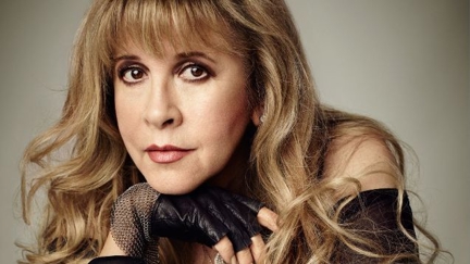 Stevie Nicks to record new version of Fleetwood Mac song for new Netflix series