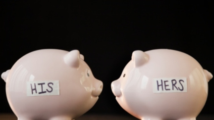 Financial expert believes all couples should have seperate bank accounts ...