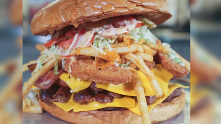 The Arizona Cardinals 7-pound burger challenge