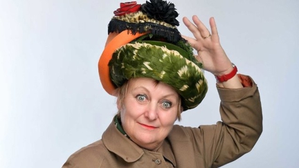 Lorna chats to UK comedian Charmian Hughes