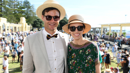 Clarke Gayford hilariously teases UK news outlet for calling him Jacinda Ardern's "hairdresser fiance"