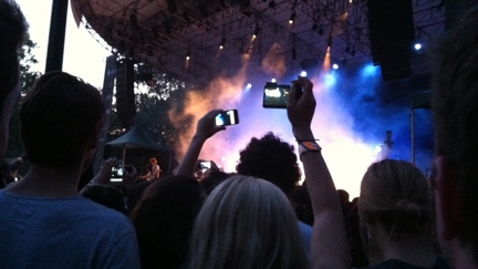 Short concert-goers rejoice!!