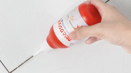 Mel Homer shares her $38 Japanese cleaning gel discovery that actually cleans grout and surfaces