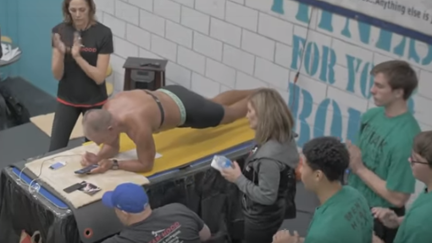 U.S. Marine sets new planking world record!
