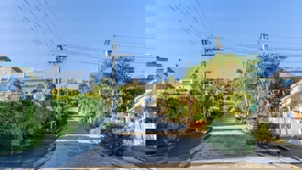 Dunedin's Baldwin Street has just reclaimed its title of the world's steepest street!