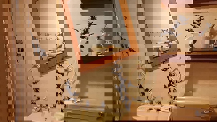 Banksy gets creative in his bathroom to beat the isolation blues!