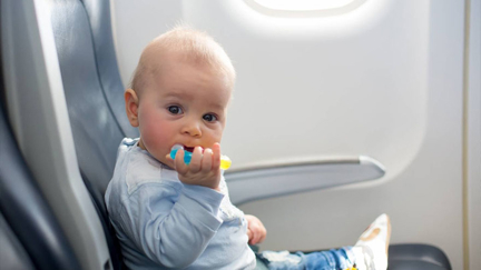 Woman refuses to give up plane seat for toddler