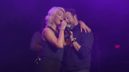 Ted Lasso stars Jason Sudeikis and Hannah Waddingham sing 'Shallow' from A Star Is Born