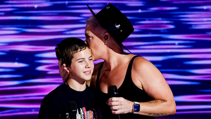 P!NK shares sweet video hyping up daughter Willlow: 'Just do your thing'